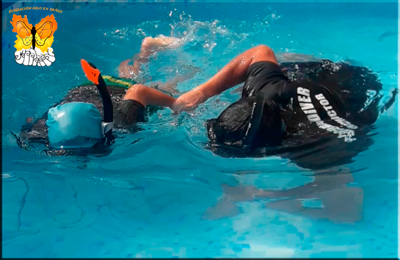 Fundación Dilo en señas